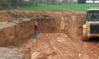 Выкопать котлован под фундамент в Ачинске - от 2556 руб. | 2Землекопа-Чнс
