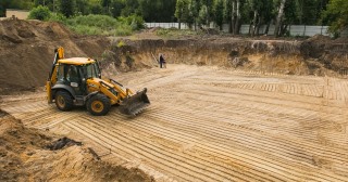 Разработка котлована Ачинск, цена от 307 руб./м3.